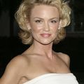 Kelly Carlson